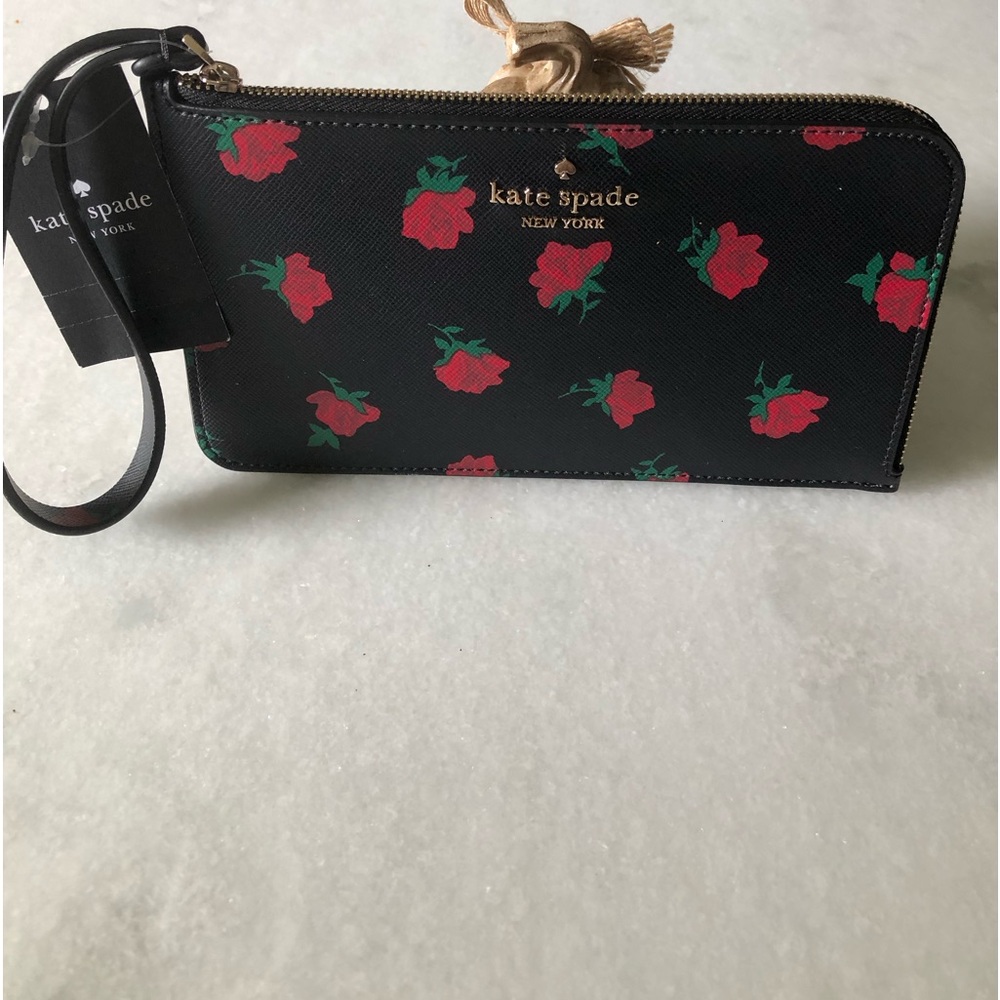 NWT Kate Spade wristlet. Black with red roses